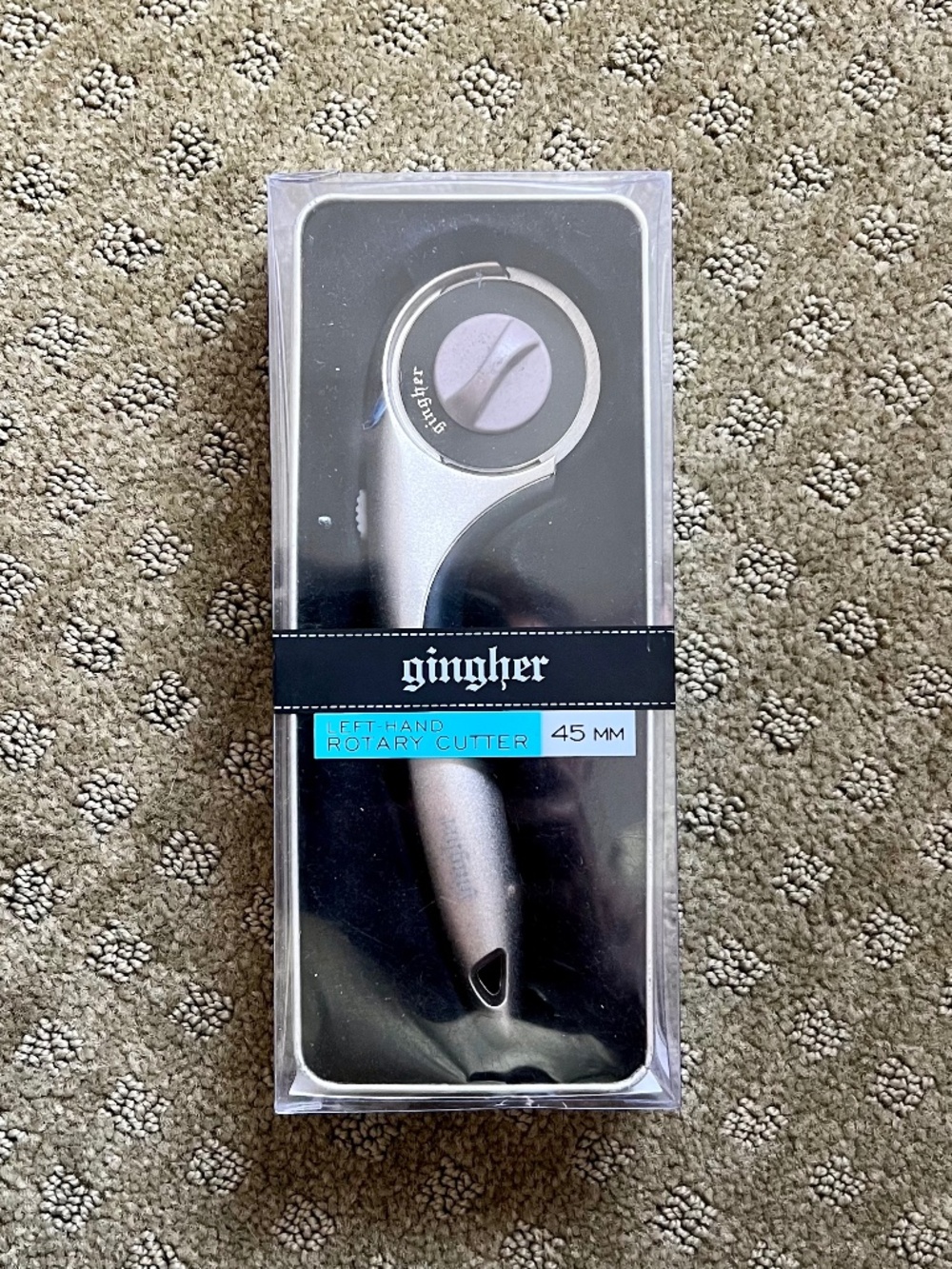Gingher 45mm Left-Hand Rotary Cutter NIB Quilting Sewing Fabric Cutter